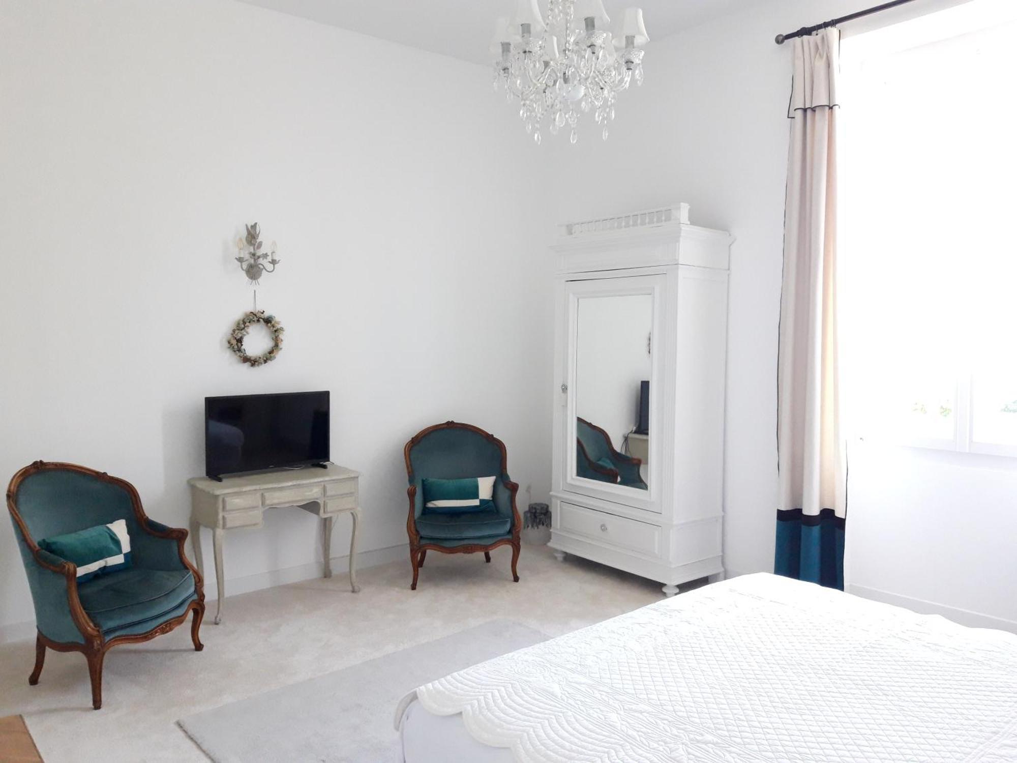 La Gentilhommiere Bed & Breakfast Saint-Aubin-de-Branne ภายนอก รูปภาพ