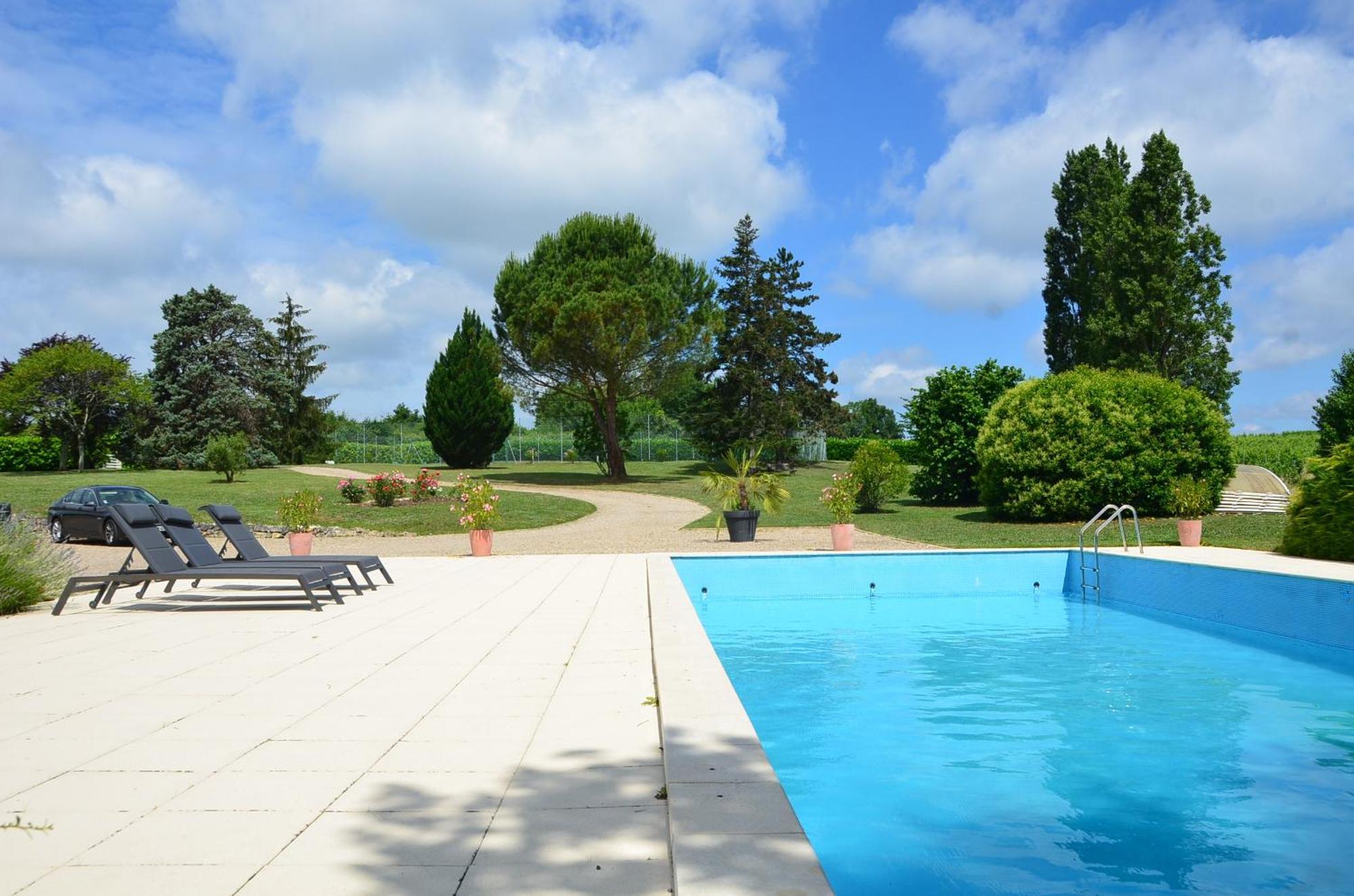 La Gentilhommiere Bed & Breakfast Saint-Aubin-de-Branne ภายนอก รูปภาพ